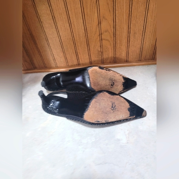 Heels - Picture 5 of 6